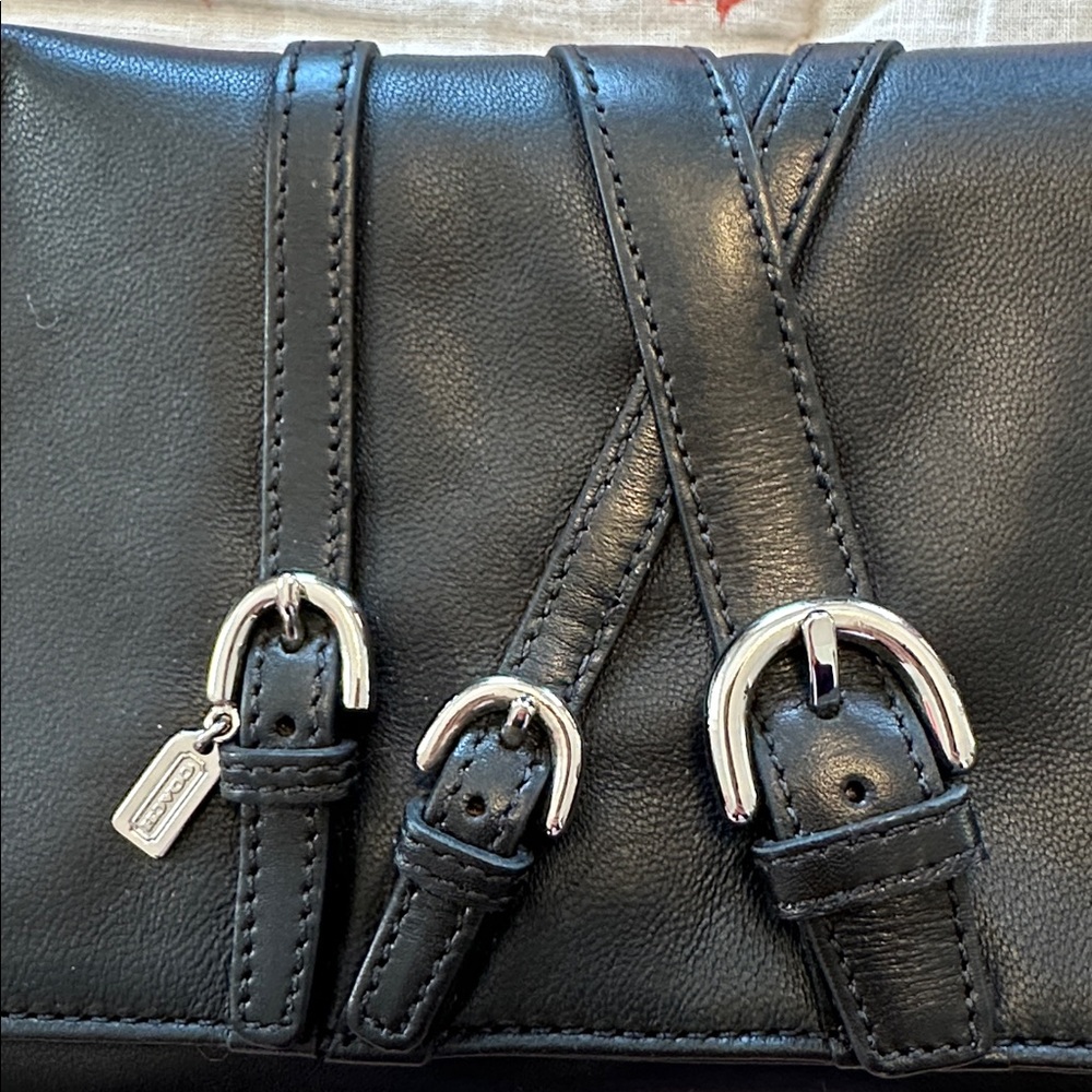 Coach Clutch/Wristlet Black Leather with Silver tone Buckle Detail - Picture 9 of 9